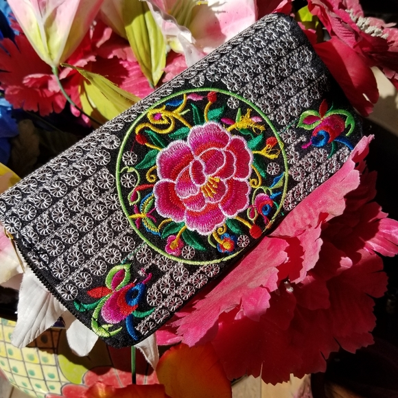 Mexican Embroidered Pink Rose Wallet - Picture 8 of 8